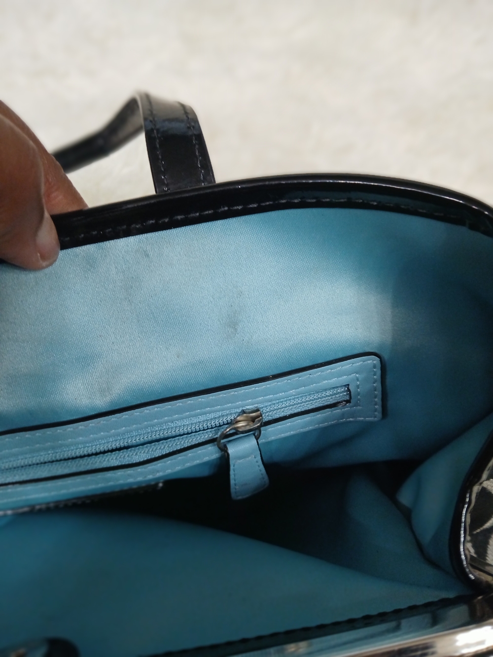 Coach Signature Canvas Black Tote Bag - Picture 3 of 8